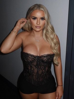 Robyn Gillies