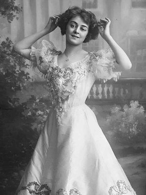 Adrienne Augarde