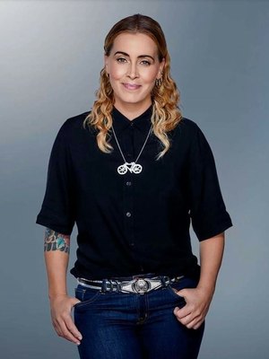 Anouk Teeuwe
