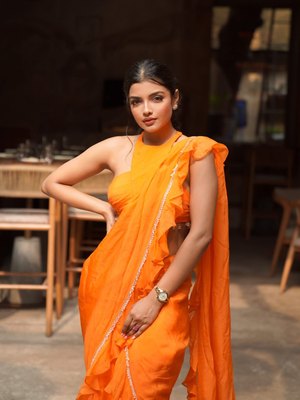 Ashna Zaveri