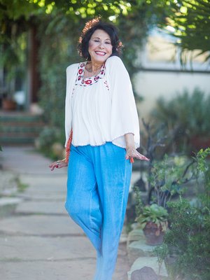Elaine Giftos