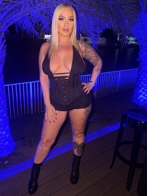 Elana Bunzz