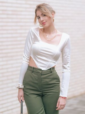 Elena De Lucas