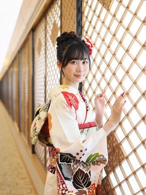 Hina Momose