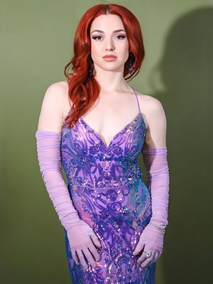 Jennifer Stone (actress)
