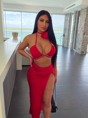 Jessica Foster