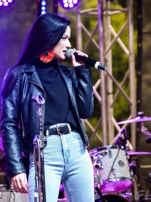 Jula (singer)