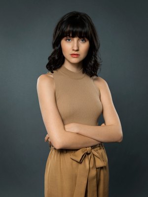 Julia Goldani Telles