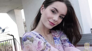 Liz Ocean satisfies an Asian guy