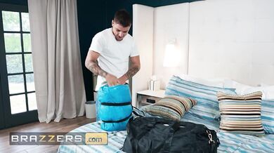 BRAZZERS - Gorgeous MILF Ryan Keeley trades housework for cum after discovering Victor's Secret