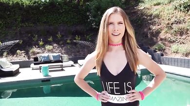 Anya Olsen stretches her tight asshole