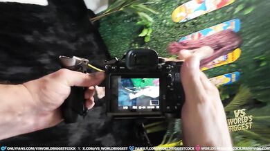 Luna Legend fucks a photographer with huge cock