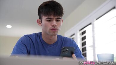 Secret sex with stepmother Ella Reese