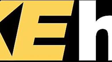 Public Agent - hot 18 year old hates her job delivering tacos