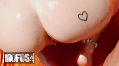 MOFOS - Scarlet Chase Has An Outdoors POV Encounter With Elic, Ending In A Messy Facial