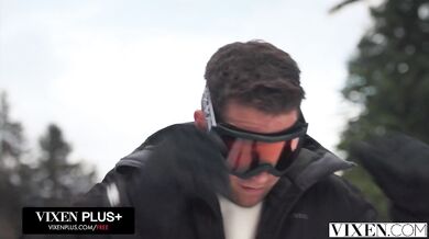 Beautiful Blonde Bella Spark Ditches Boring BF For Passionate Outdoor Sex With Stranger