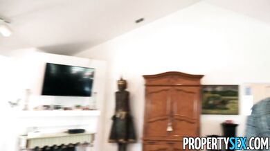 Highly Recommended Real Estate Agent Tours House