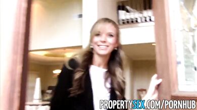 Sexy petite realtor fucks pervert pretending to buy house