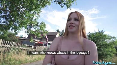 Her Stunning Figure Made Me Cum In Her Mouth