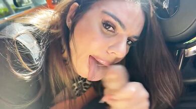 Gold Digging Slut Raissa Bellini