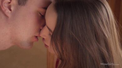 Flexy girl Alice Kiss getting fucked during a workout