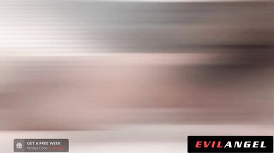 Curvylicious Alyx Star Gets Sloppy With Big Dick Stud