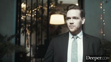 Quick fucking with hot brunette babe Evelin Stone