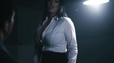 Milf with big tits Angela White loves anal