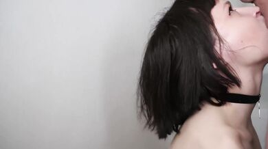 Short haired girl knows how to ride cock