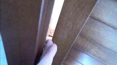 Sám s nevlastní matkou na dovolené - rodinná terapie - Alex Adams