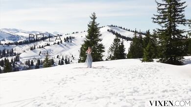 Stunning Blonde Meagan Moore Shares Her Man's Cock With Her Gorgeous Bestie Sarah Illustrates