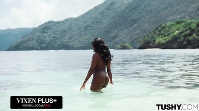 Beautiful Tourist Nicole Kitt Gets Her Flawless Ass Filled Up On Vacation