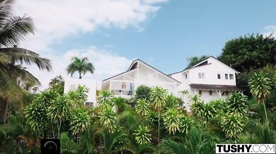 Beautiful Tourist Nicole Kitt Gets Her Flawless Ass Filled Up On Vacation