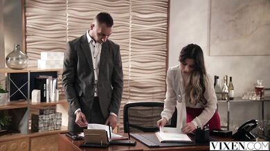 Beautiful Blonde Bella Spark Ditches Boring BF For Passionate Outdoor Sex With Stranger