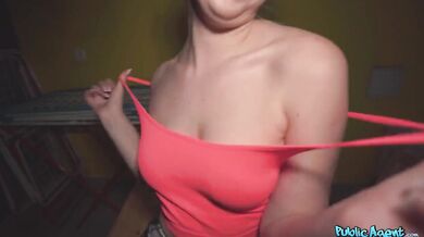 Cute Jogger Elza Alisha With No Make Up Fucked By A Stranger