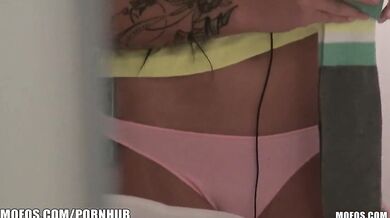 Sexy blonde roommate Jessa Rhodes gets caught getting dressed