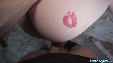 Her Stunning Figure Made Me Cum In Her Mouth