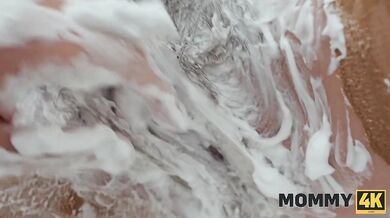 Mature brunette got so horny and fucked young dude at their first meeting