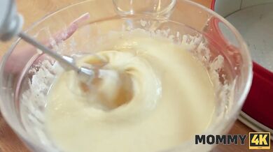 Mature brunette got so horny and fucked young dude at their first meeting