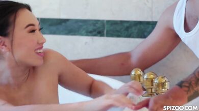 Petite Cutie Kimmy Kimm Loves Bathroom Sex