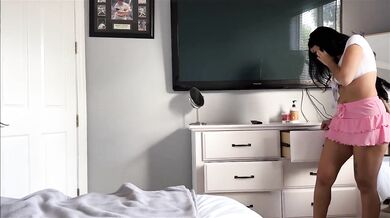 Vacation Accident With Thick Arab Step Sis Roxie Sinner