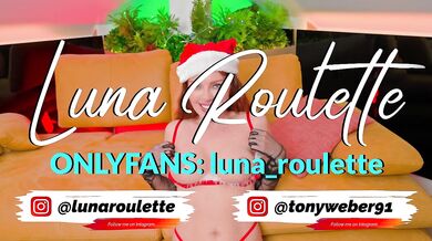 Hot MILF gave me a Christmas present by having hot sex with me