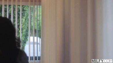 Cock-hungry realtor Penny Barber can't resist his hard dick