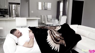 Two teens need a sugar daddy