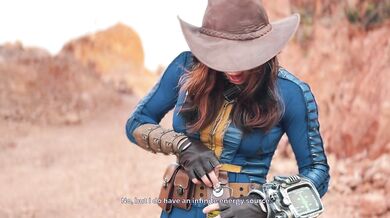 Sweetie Fox In Vault Dweller Cosplay Needs Drink Of Nuka Cola