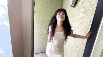 Yhivi as delivery girl gets a hefty tip for her hot body and dirty mouth